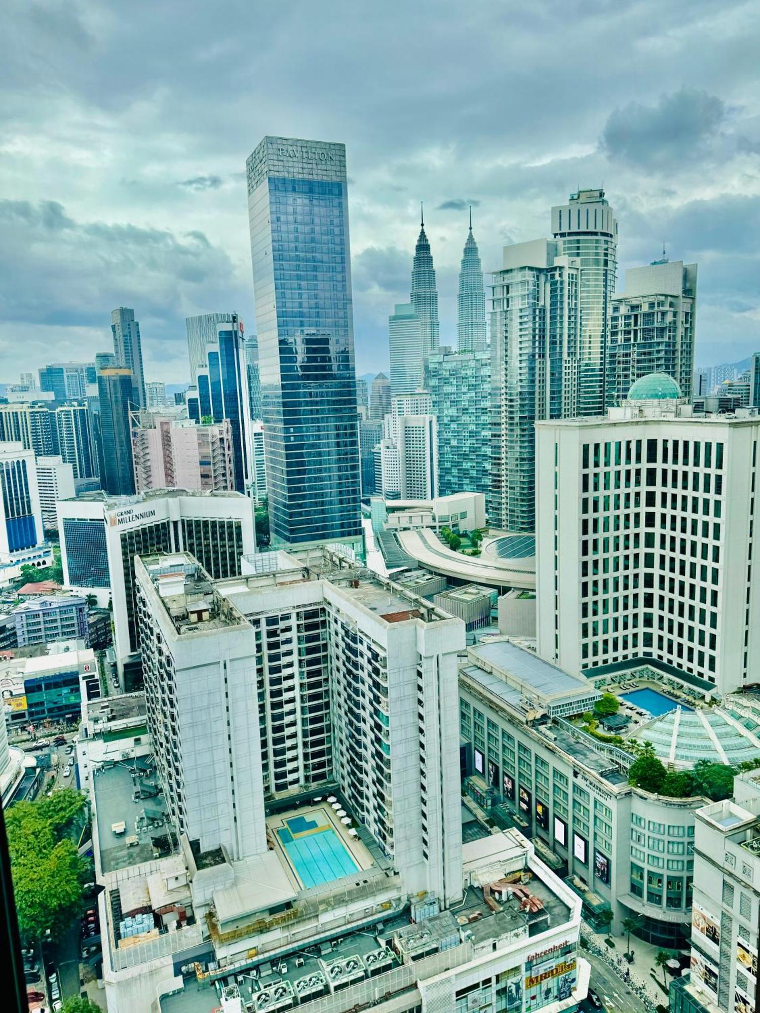 5Min To Pavilion Axon Klcc View Куала Лумпур Екстериор снимка